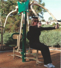 2 person chest press