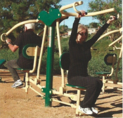 2-person-lat-pull-1